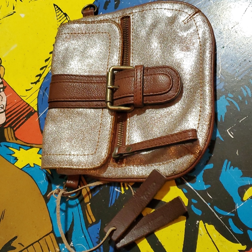 TANO Genuine Leather Silver Metallic Crossbody Bag